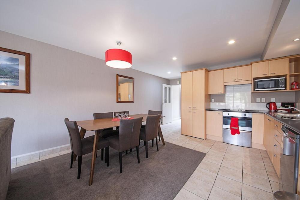 Apartment Fourteen Таупо Экстерьер фото